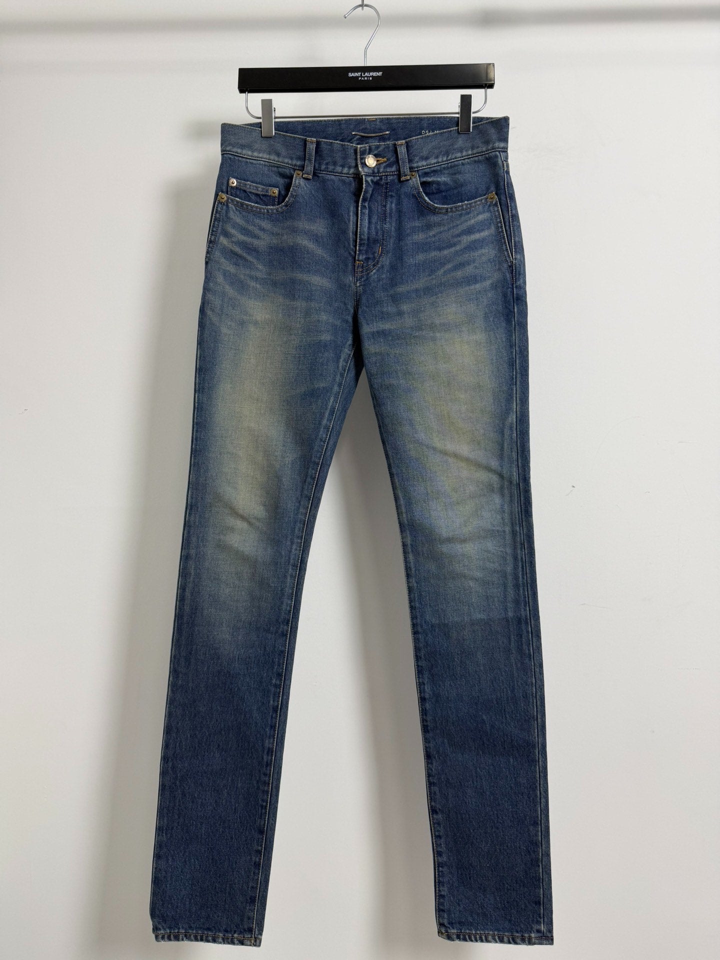 Saint Laurent Slp17fwd02 Washed Blue Jeans