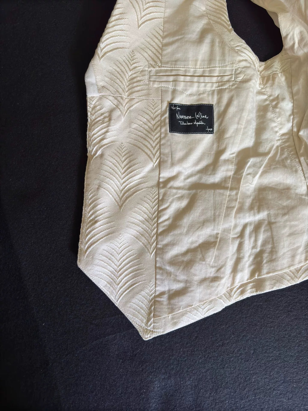 Number Nine 09SS Medieval Court White Button Silk Vest