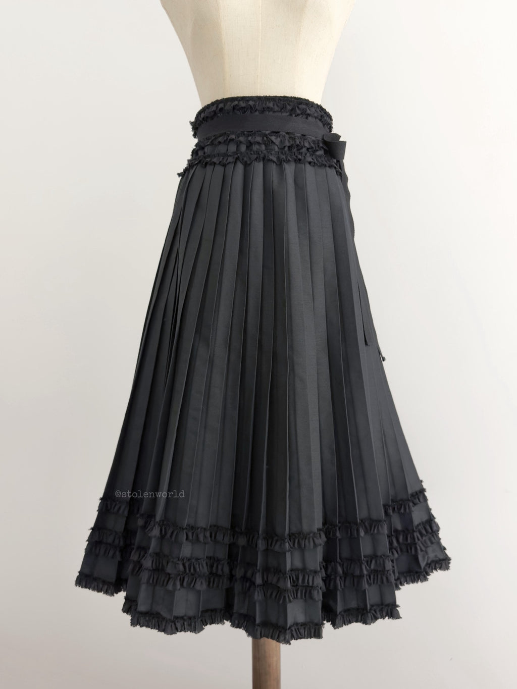Comme Des Garcons 22SS Lace Pleated Skirt - Devines
