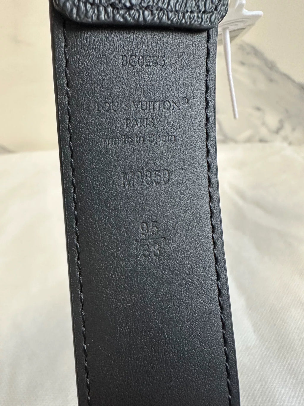 Louis Vuitton Silver Pin Buckle Leather Belt