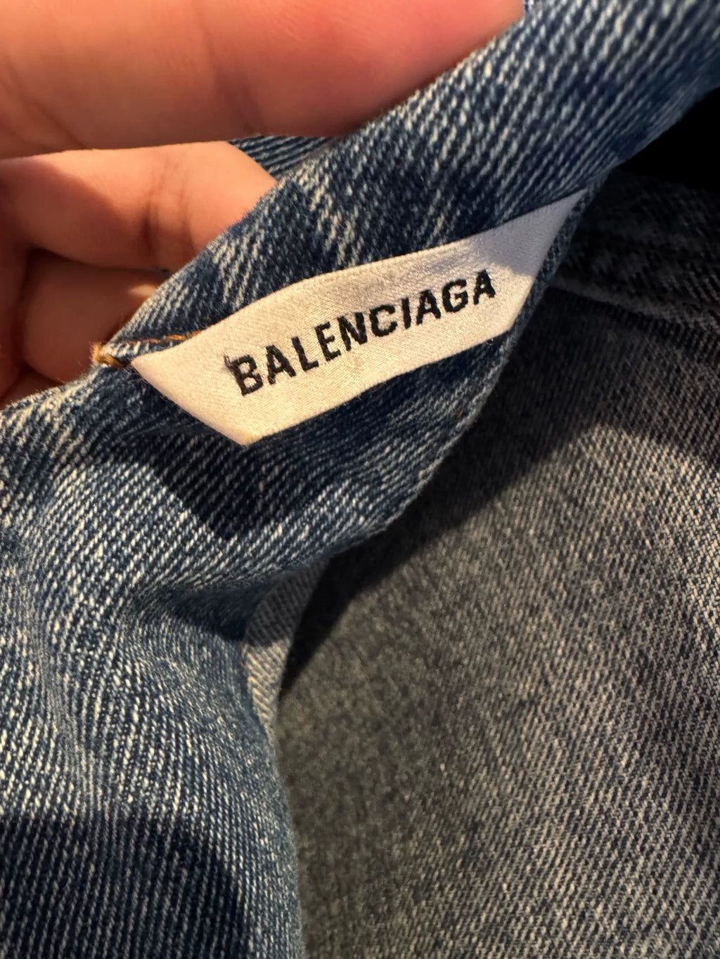 Balenciaga Solid Color V-Neck Denim Jacket