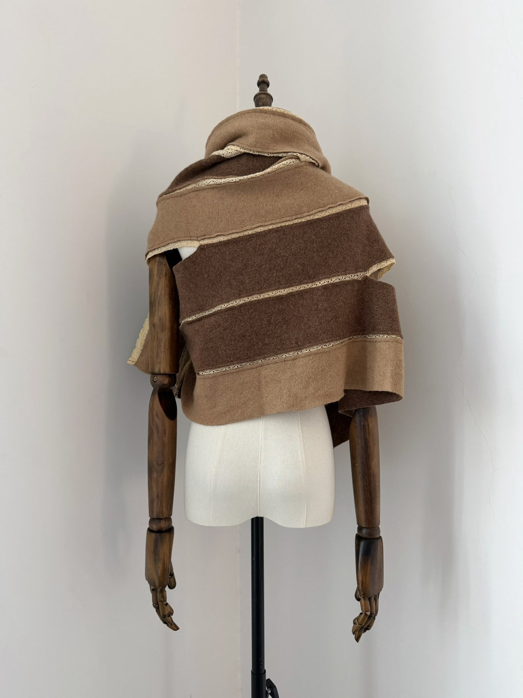 Comme Des Garcons Rei Kawakubo 2005 Tricot line deformed cape top