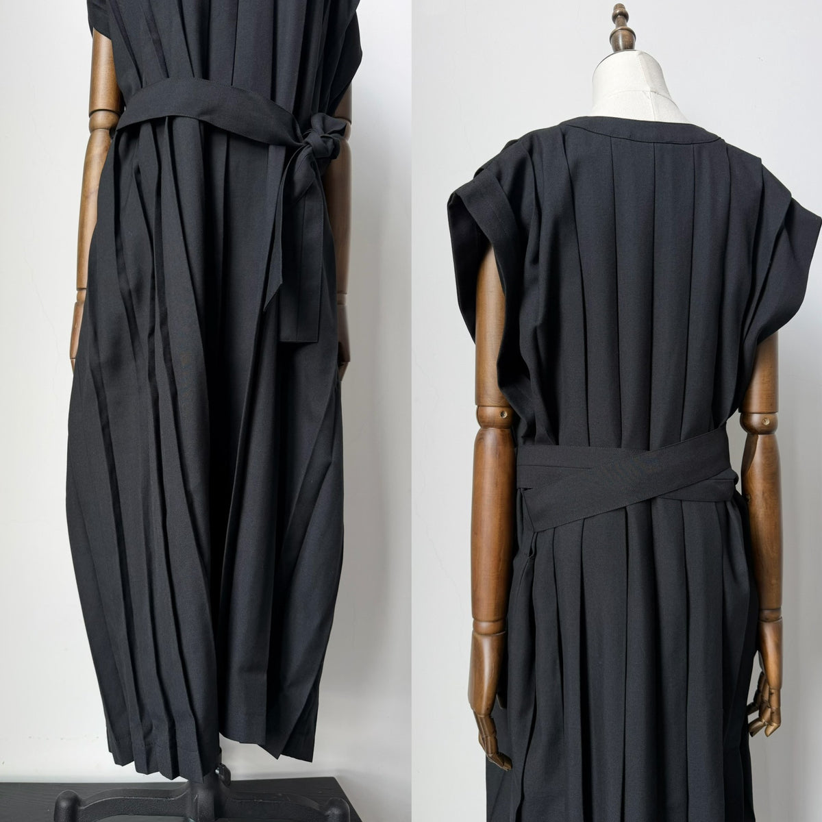 Comme Des Garcons Rei Kawakubo 1985 Paris collection runway-style pleated long robe dress