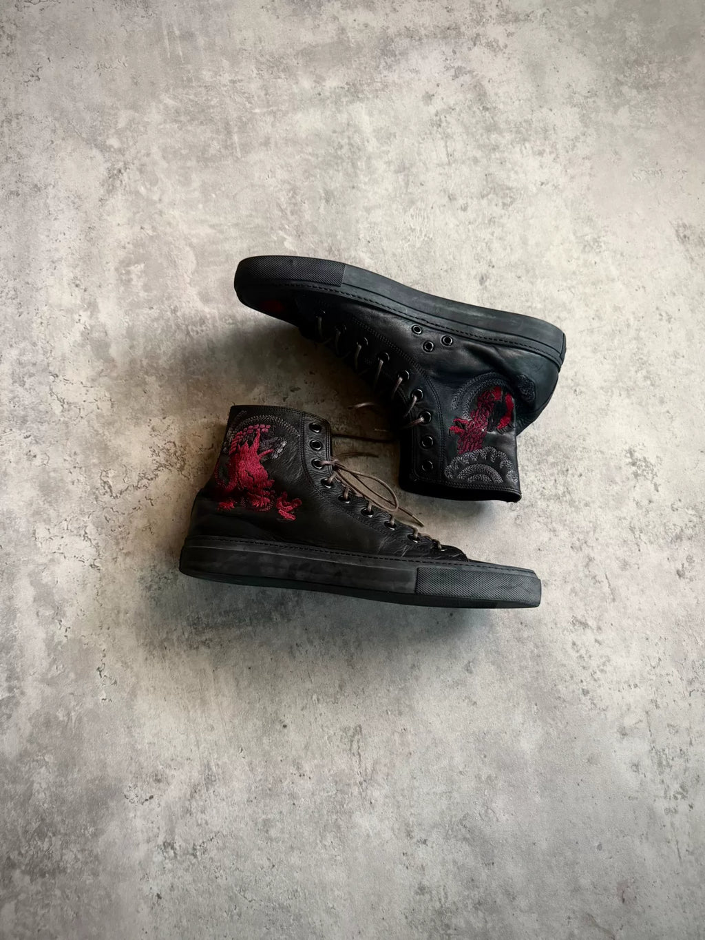 Gucci Tom Ford 01SS Dragon Embroidered High-Top Sneakers
