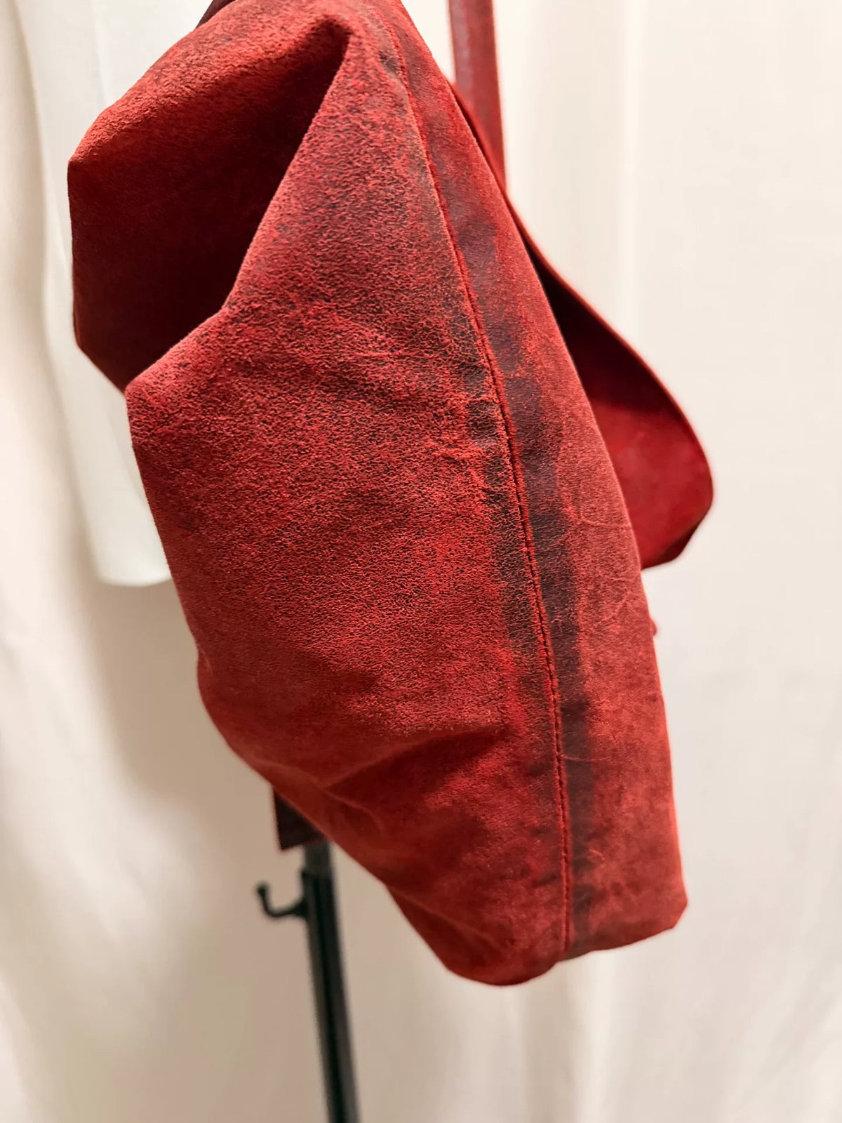 Ann Demeulemeester Red Cracked Shoulder Bag Crossbody Bag
