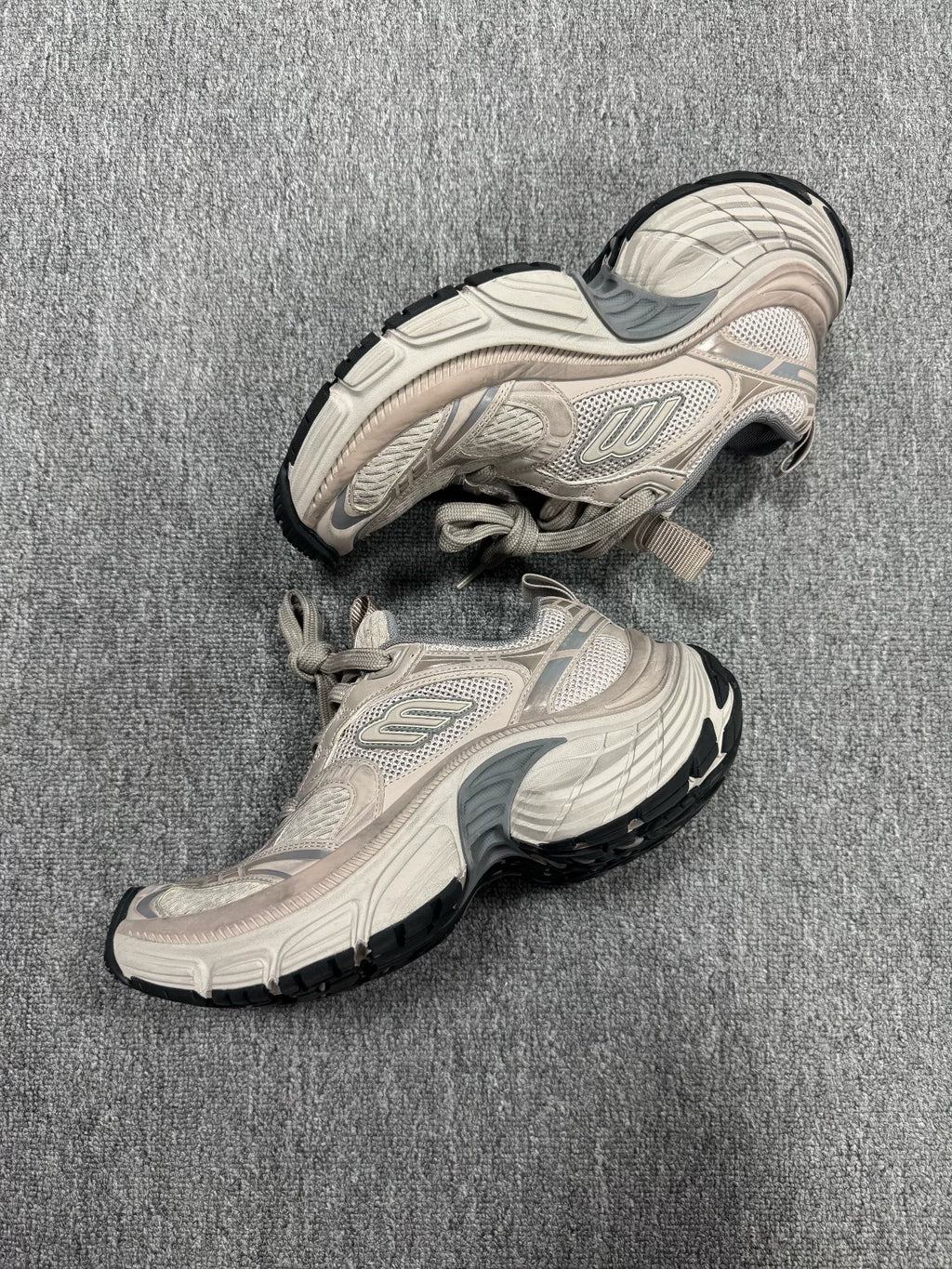 Balenciaga 6XL Grey Sneakers