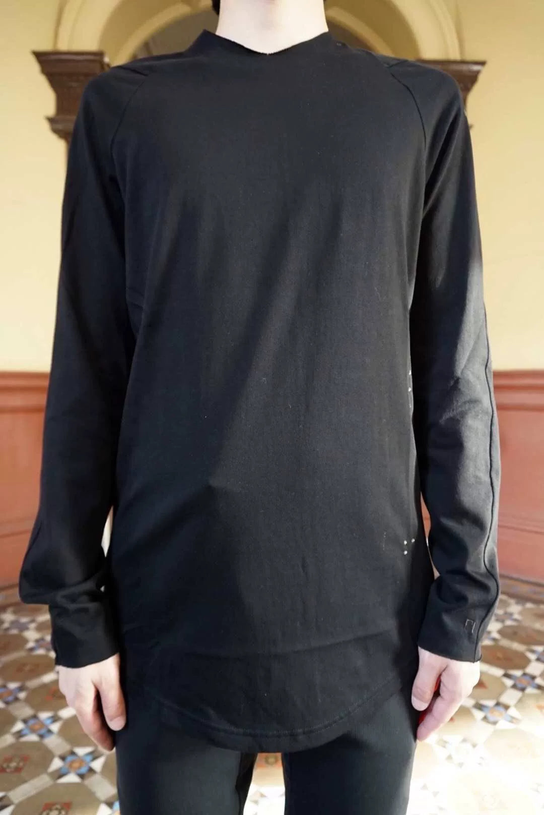 Devoa FW18 Black Paneled Longsleeve Cotton Tee