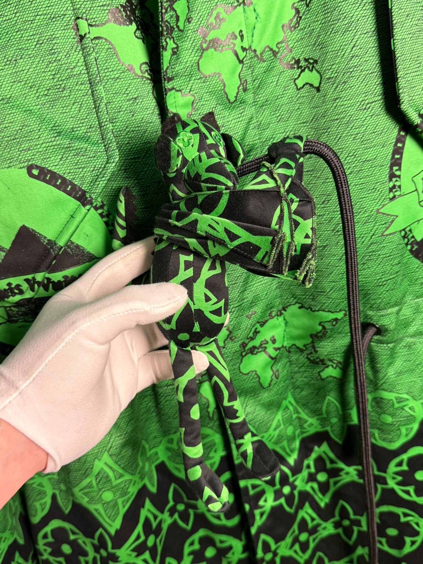Louis Vuitton Green Print Runway Runway Coat