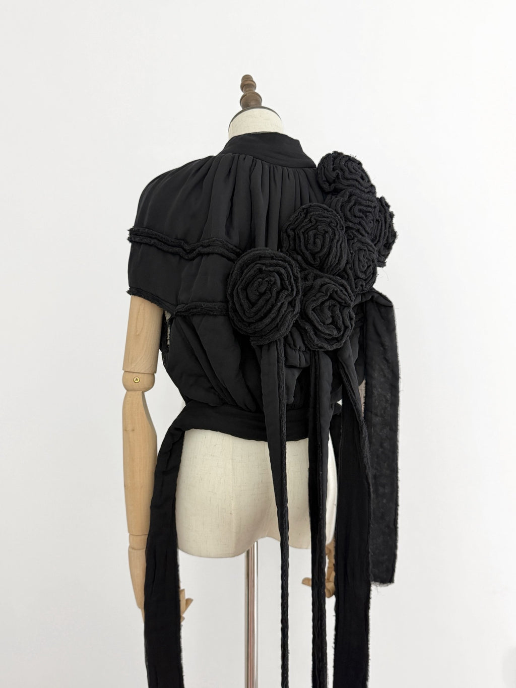 Comme Des Garcons 3d Rose Cocoon Jacket - Devines