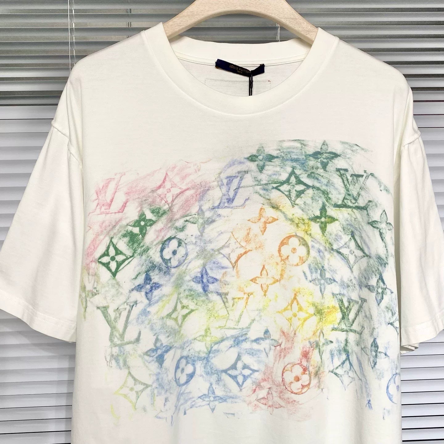 Louis Vuitton Crayon Spray Monogram Logo White Short Sleeve T-Shirt