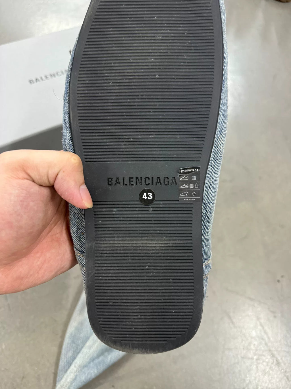 Balenciaga SS24 Mules Wizard Runway Slides