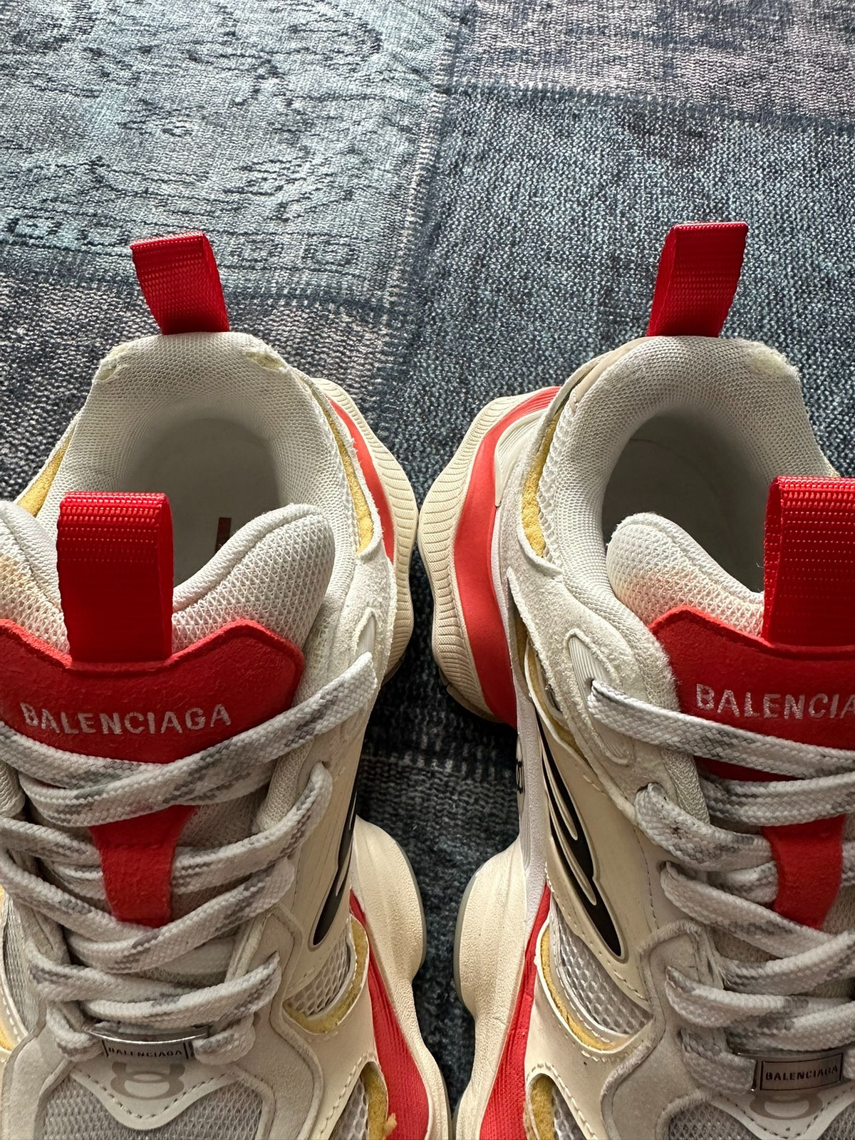 Balenciaga Cargo White/Red Low-Top Sneakers
