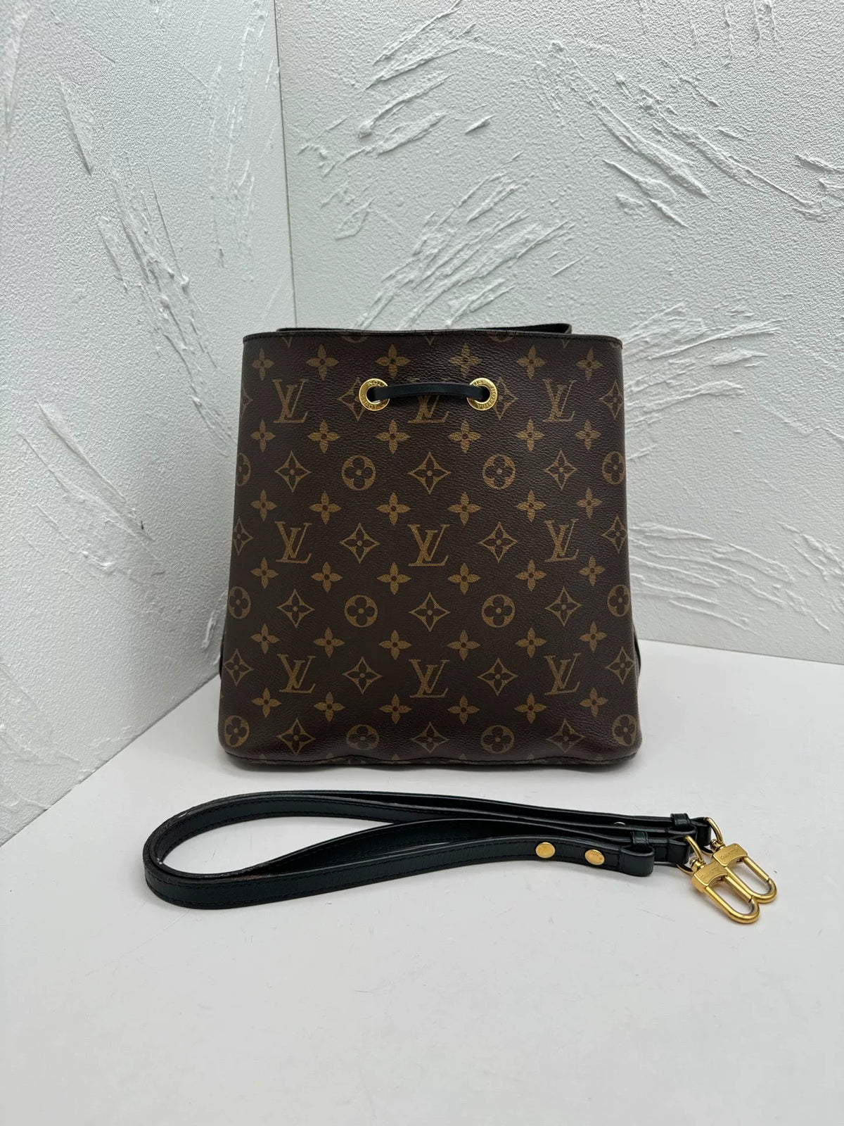 Louis Vuitton Neonoe Brown Monogram Bucket Bag