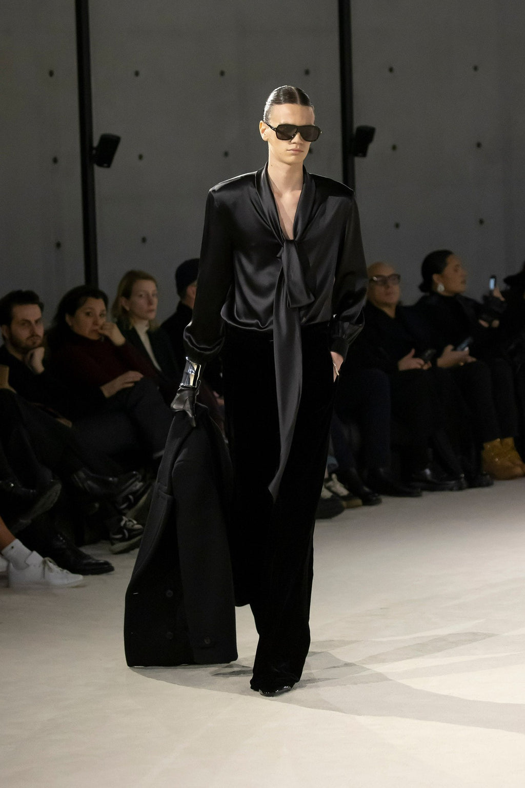 Saint Laurent Slp23fw Black Velvet Pants