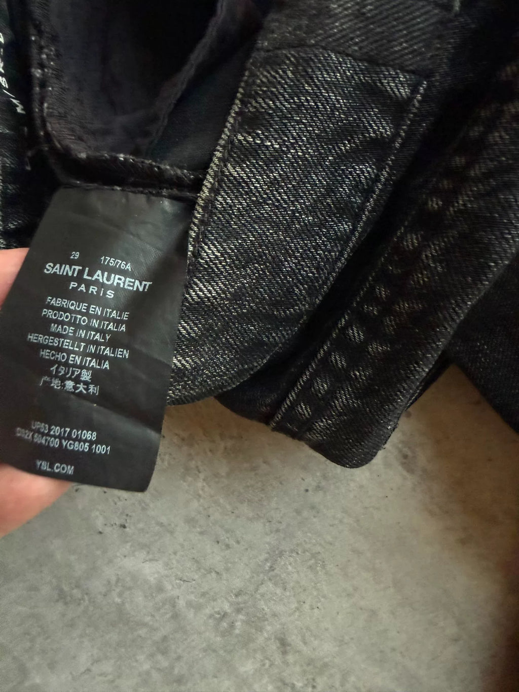 Saint Laurent 18AW D02 Washed Distressed Gray Jeans by Anthony Vaccarello