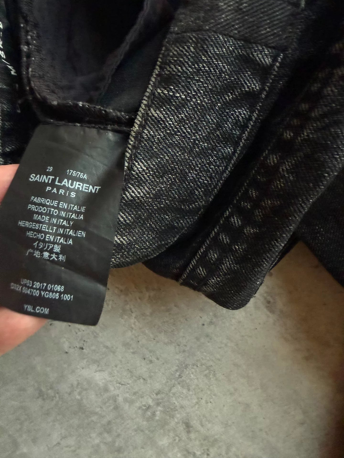 Saint Laurent 18AW D02 Washed Distressed Gray Jeans by Anthony Vaccarello