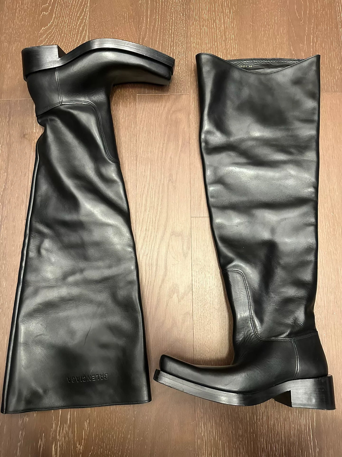 Balenciaga 23 Fall Santiago Over-the-Knee Leather Boots