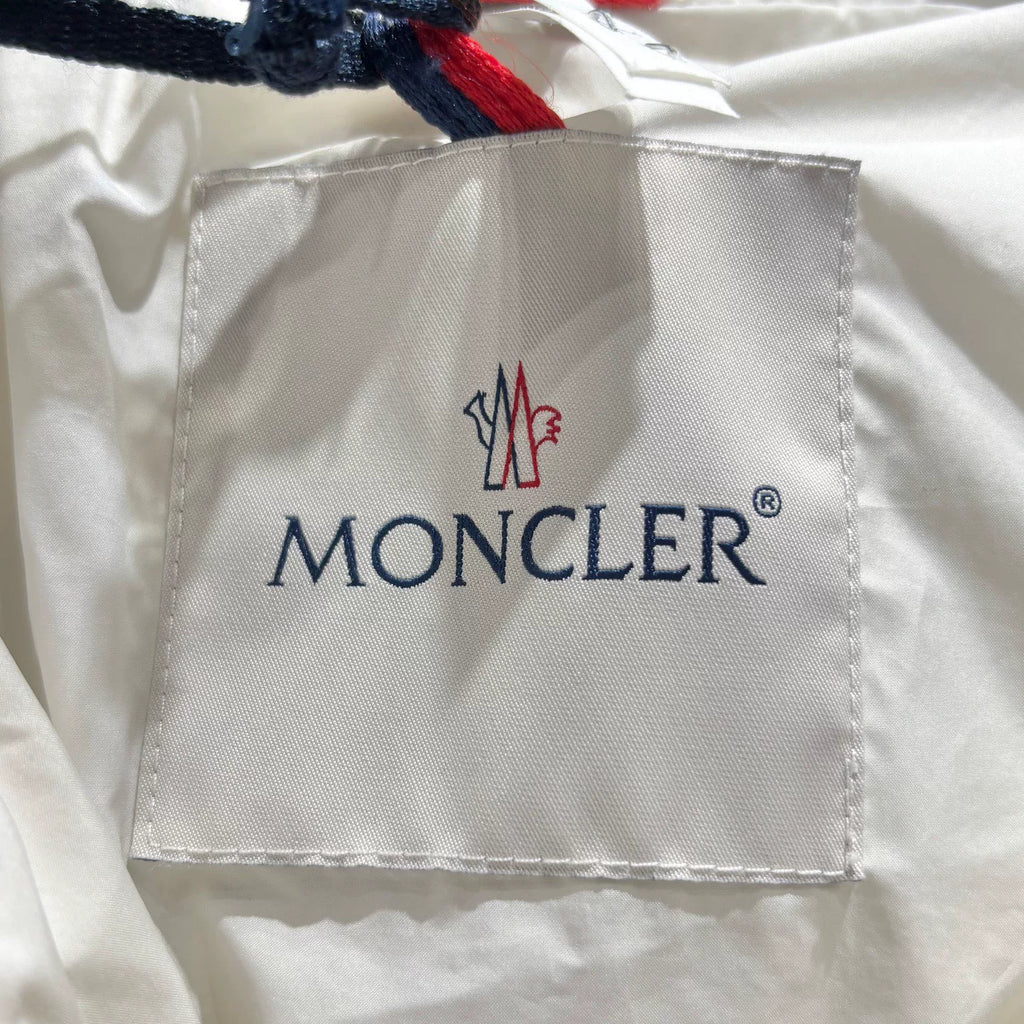 Moncler Akamante White Color-Block Drawstring Hooded Polyester Down Jacket