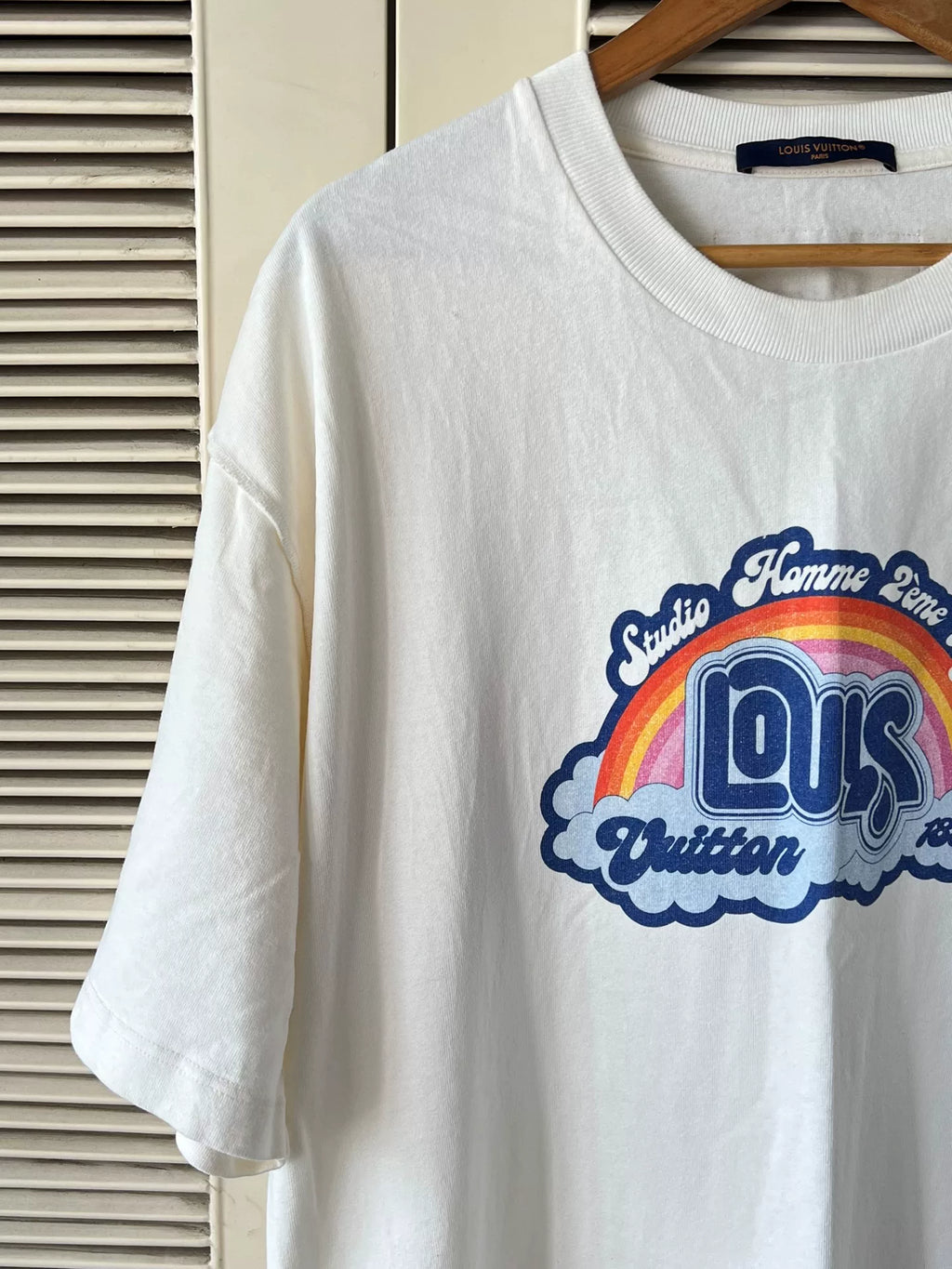 Louis Vuitton Men's T-Shirt Size