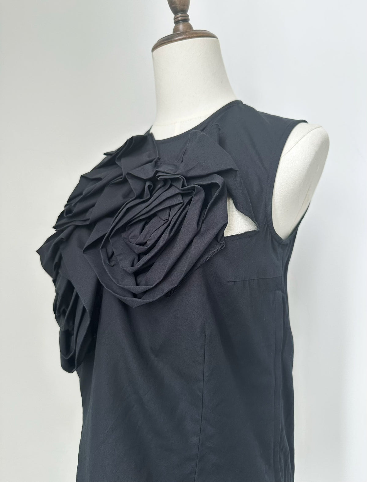 Comme Des Garcons Garcons2013 3d Rose Vest