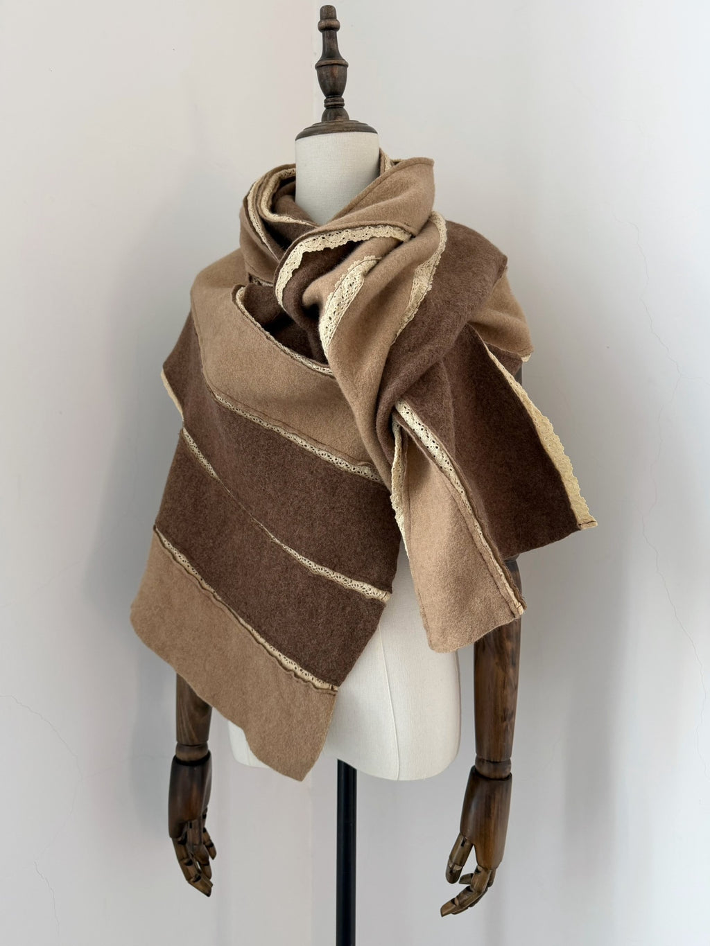 Comme Des Garcons Rei Kawakubo 2005 Tricot line deformed cape top