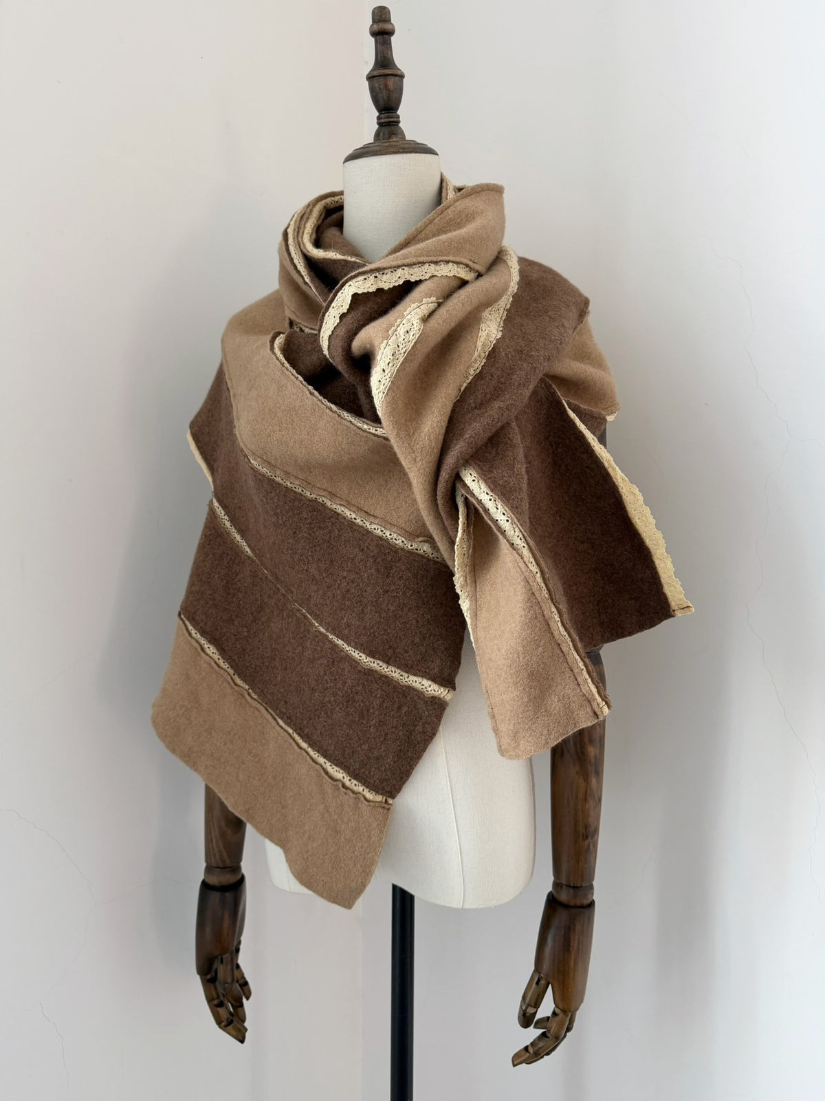 Comme Des Garcons Rei Kawakubo 2005 Tricot line deformed cape top