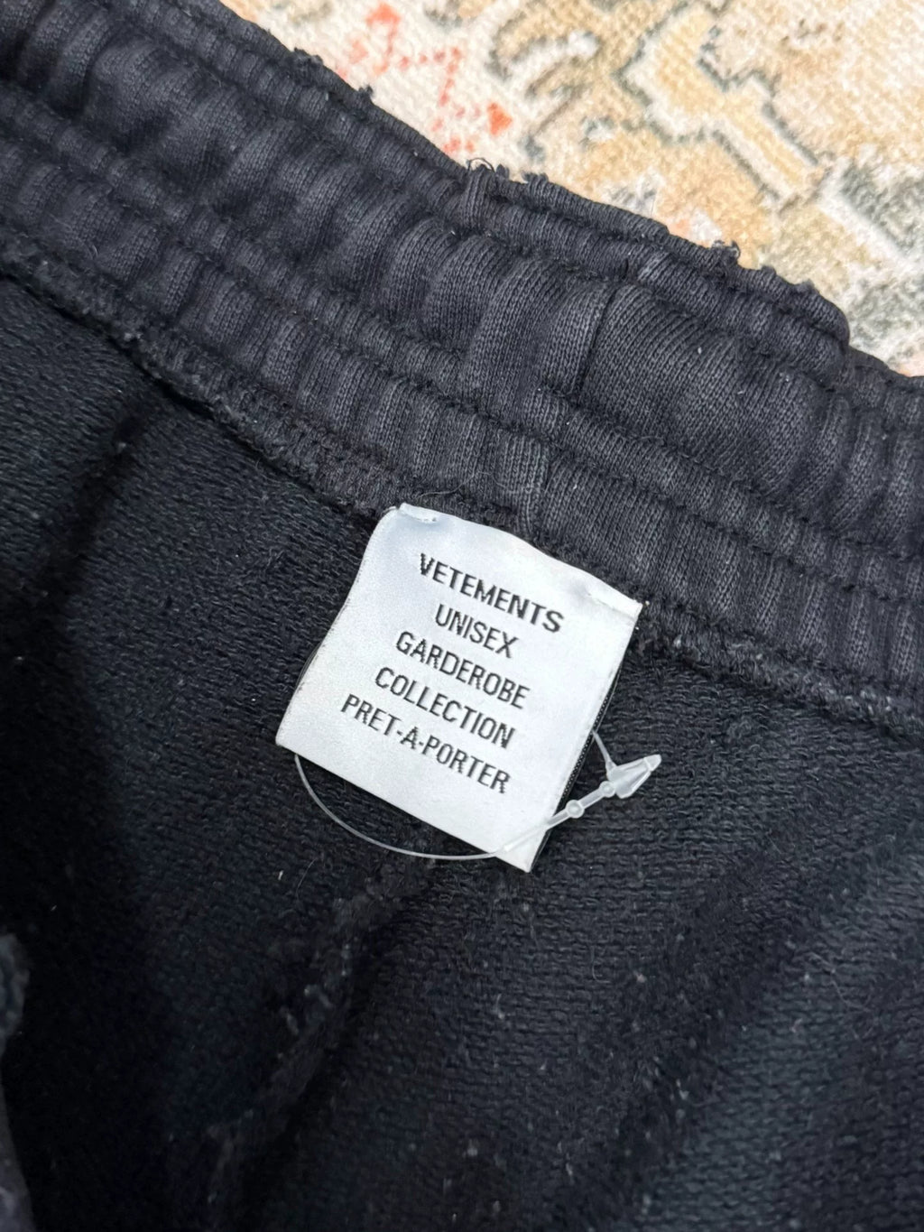 Vetements 23SS Baggy Distressed Pants