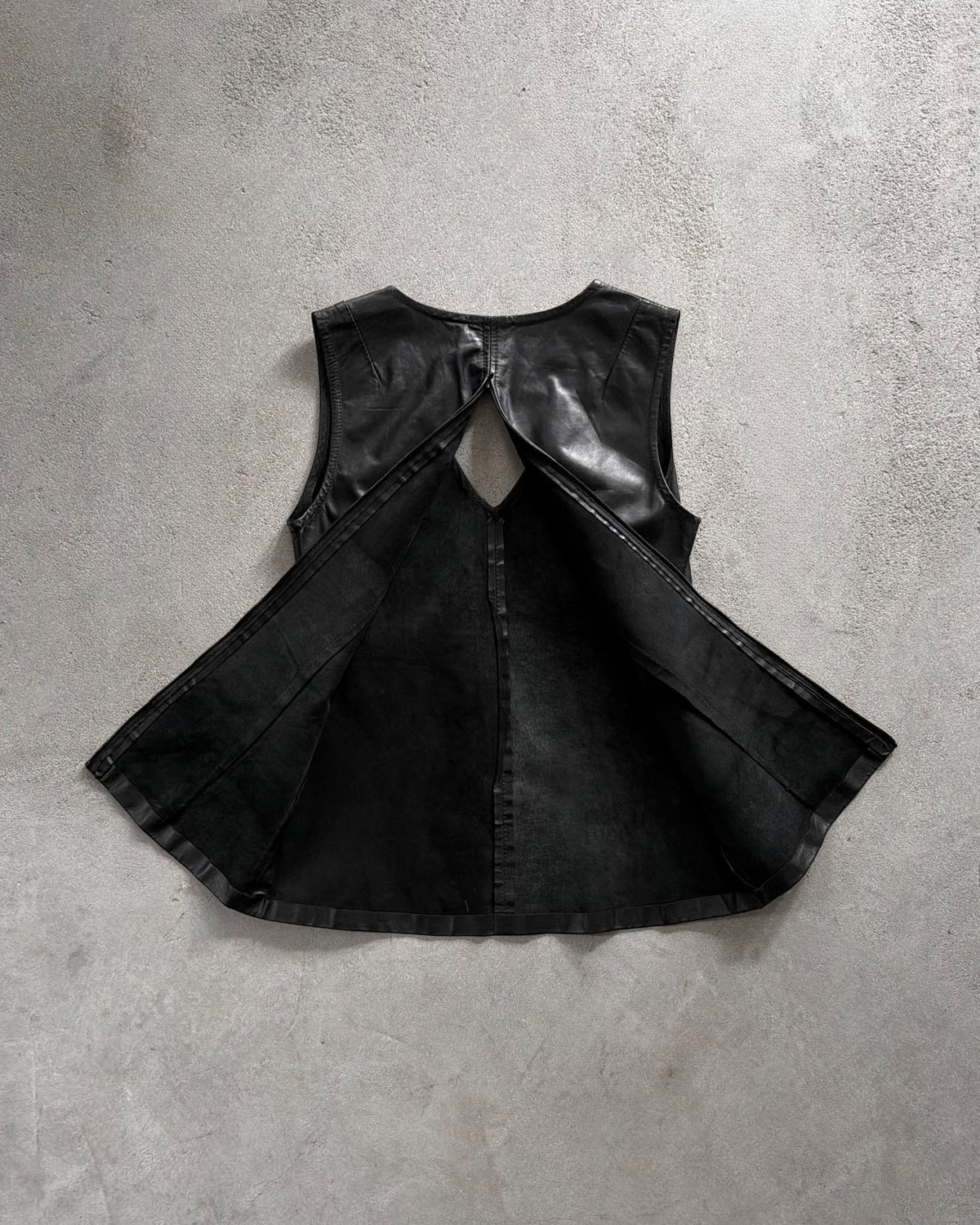 Ann Demeulemeester AW00 Lambskin V-Neck Sleeveless Top