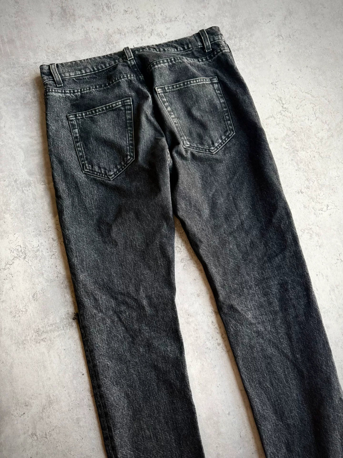 Saint Laurent 18AW D02 Washed Distressed Gray Jeans by Anthony Vaccarello