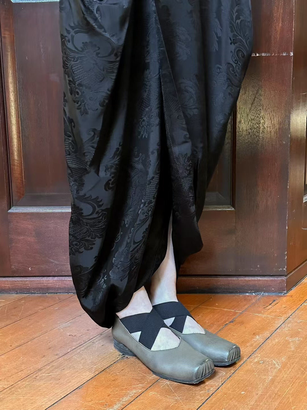 Uma Wang FW25 Black Main Gink Floral Jacquard Viscose Cupro Skirt