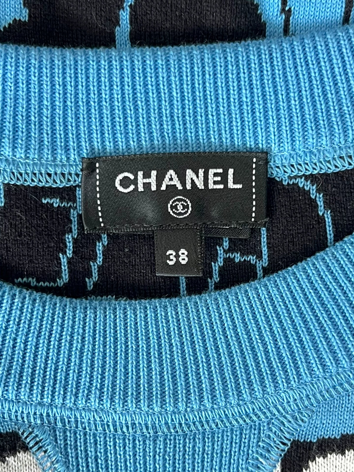 Chanel 24A Métiers d'Art Blue Letter Graffiti Knit Sweatshirt