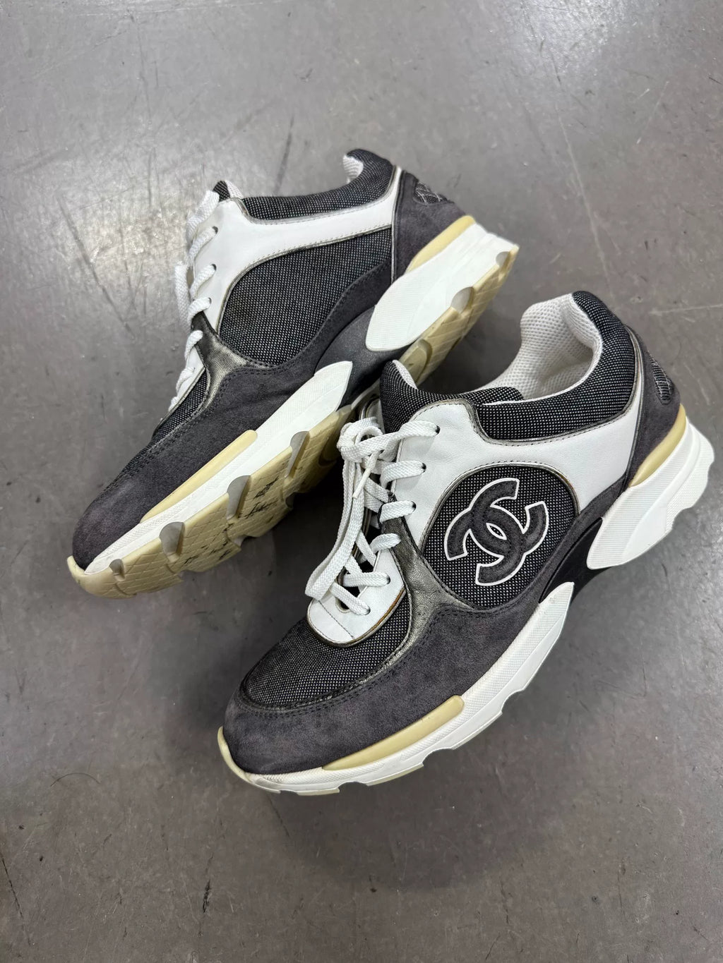 Chanel CC logo Black Sneakers
