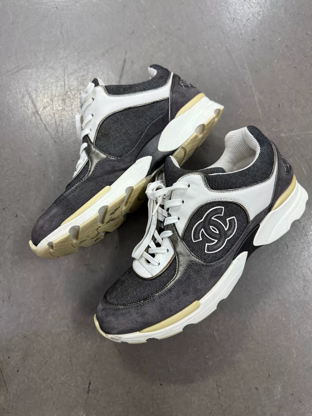 Chanel CC logo Black Sneakers