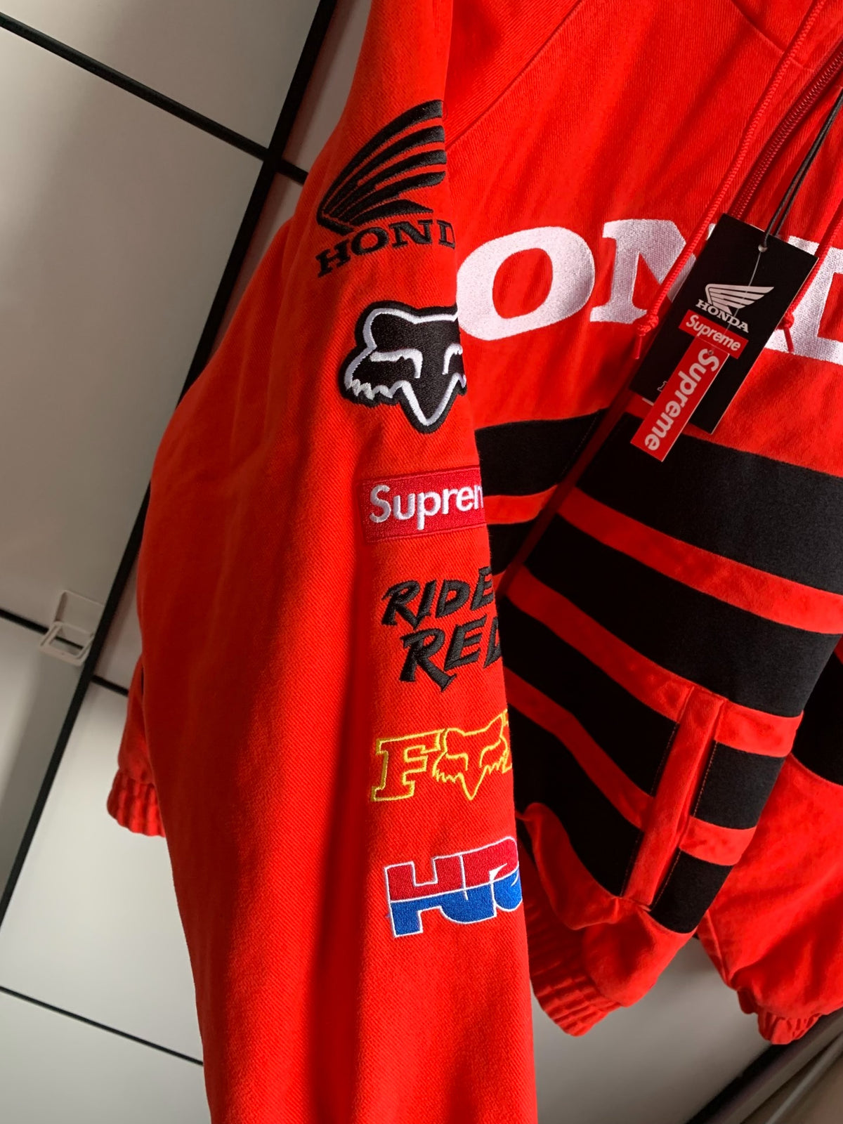 Supreme FW19 Honda Fox Racing Crewneck Red Zip-Up Jacket
