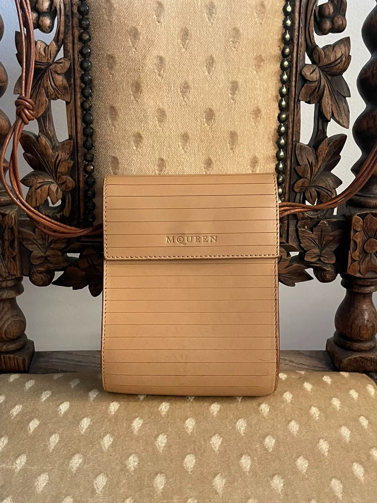 Alexander McQueenOriginal Bamboo‑Pattern Leather Shoulder Bag