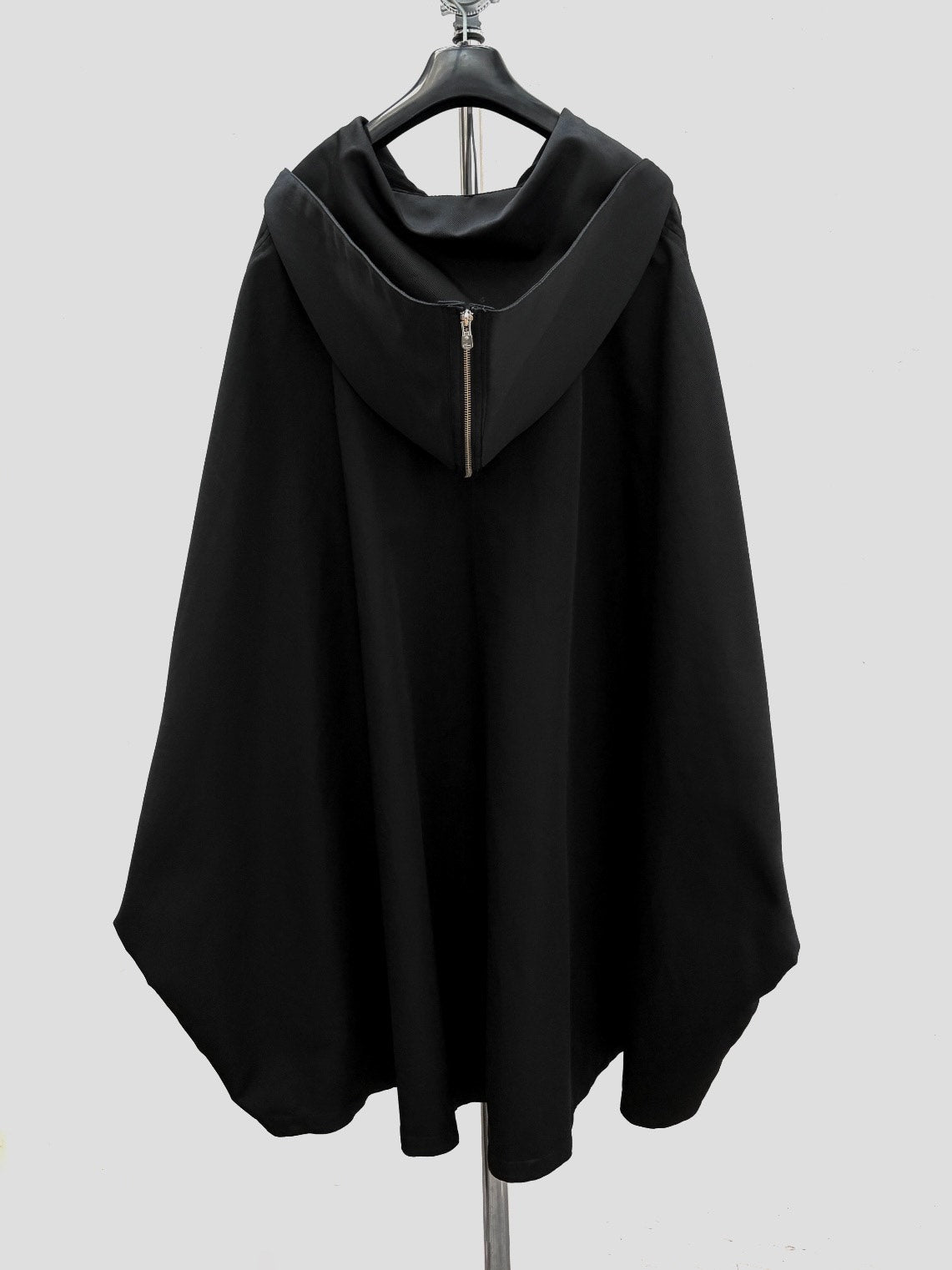 The Soloist SS22 Runway Reversible Cape Coat