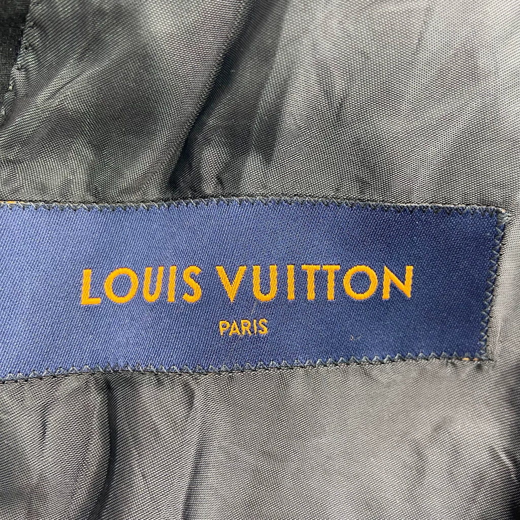 Louis Vuitton Black Collared Single-Breasted Velvet Blazer