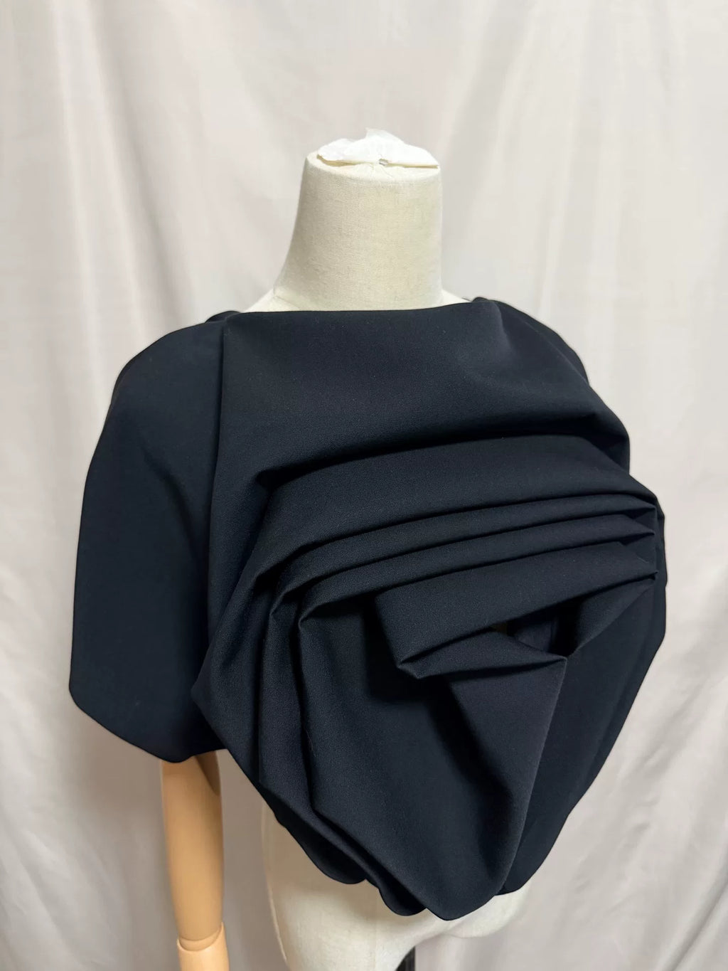 Comme des Garçons Rei Kawakubo 2021 Spring/Summer Rose Folded Top