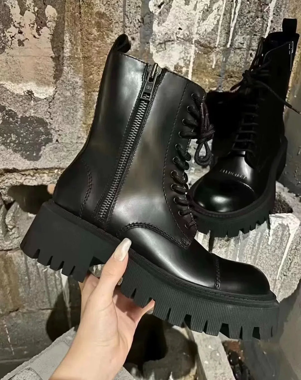 Balenciaga Double-Zip Black Round-Toe Leather Shoes Martin Boots