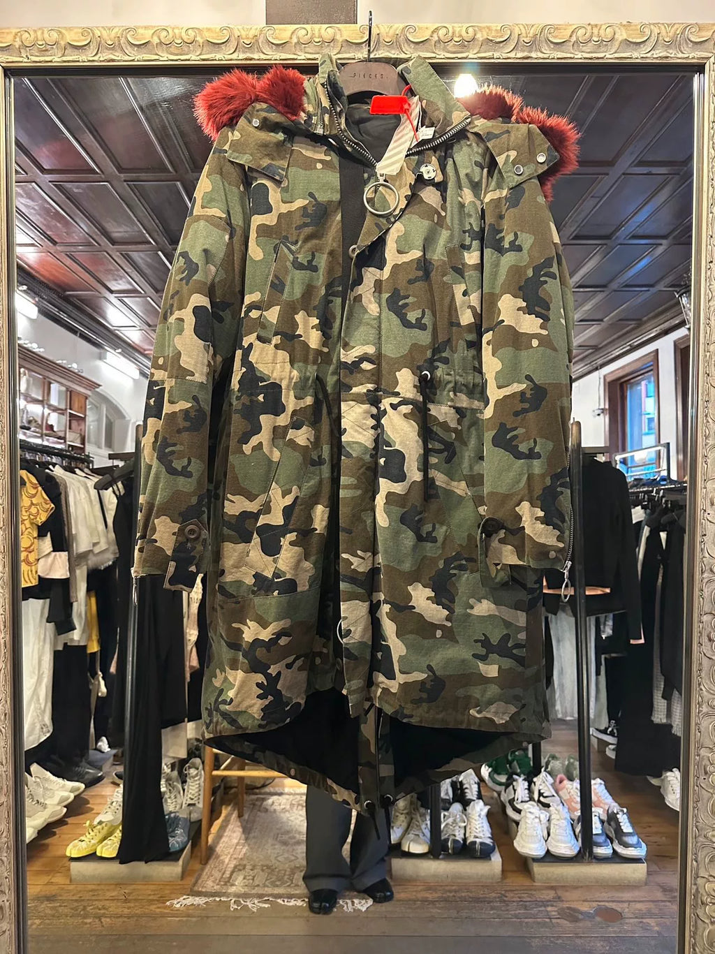 Off-White FW16 Camouflage Detachable Red Faux Fur Liner Parka Cotton Coat