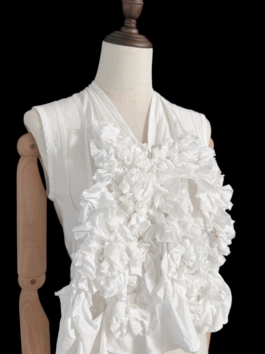 Comme Des Garcons Pleated White Top - Devines