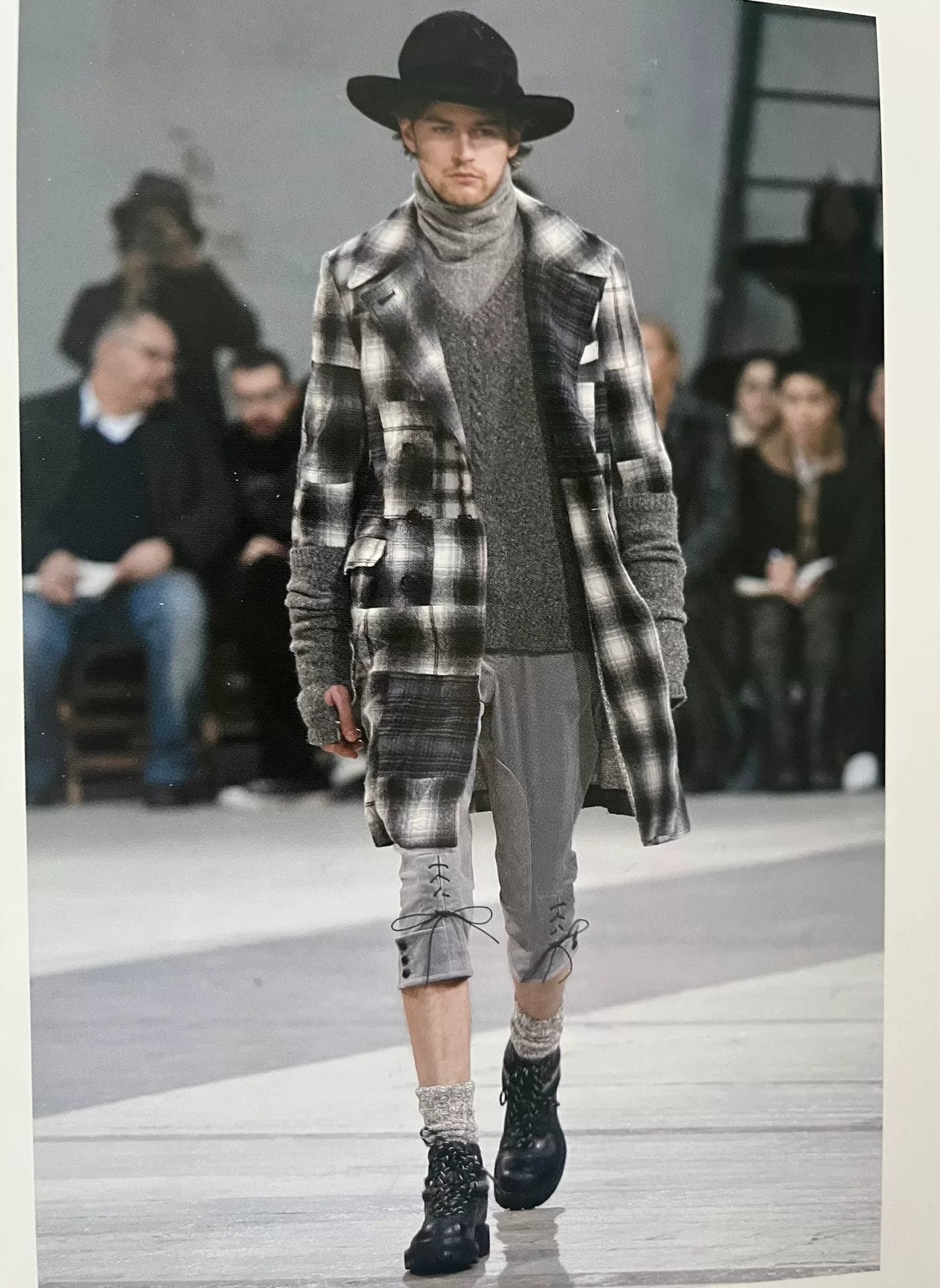 Number (N)ine Double Breasted Wool Coat