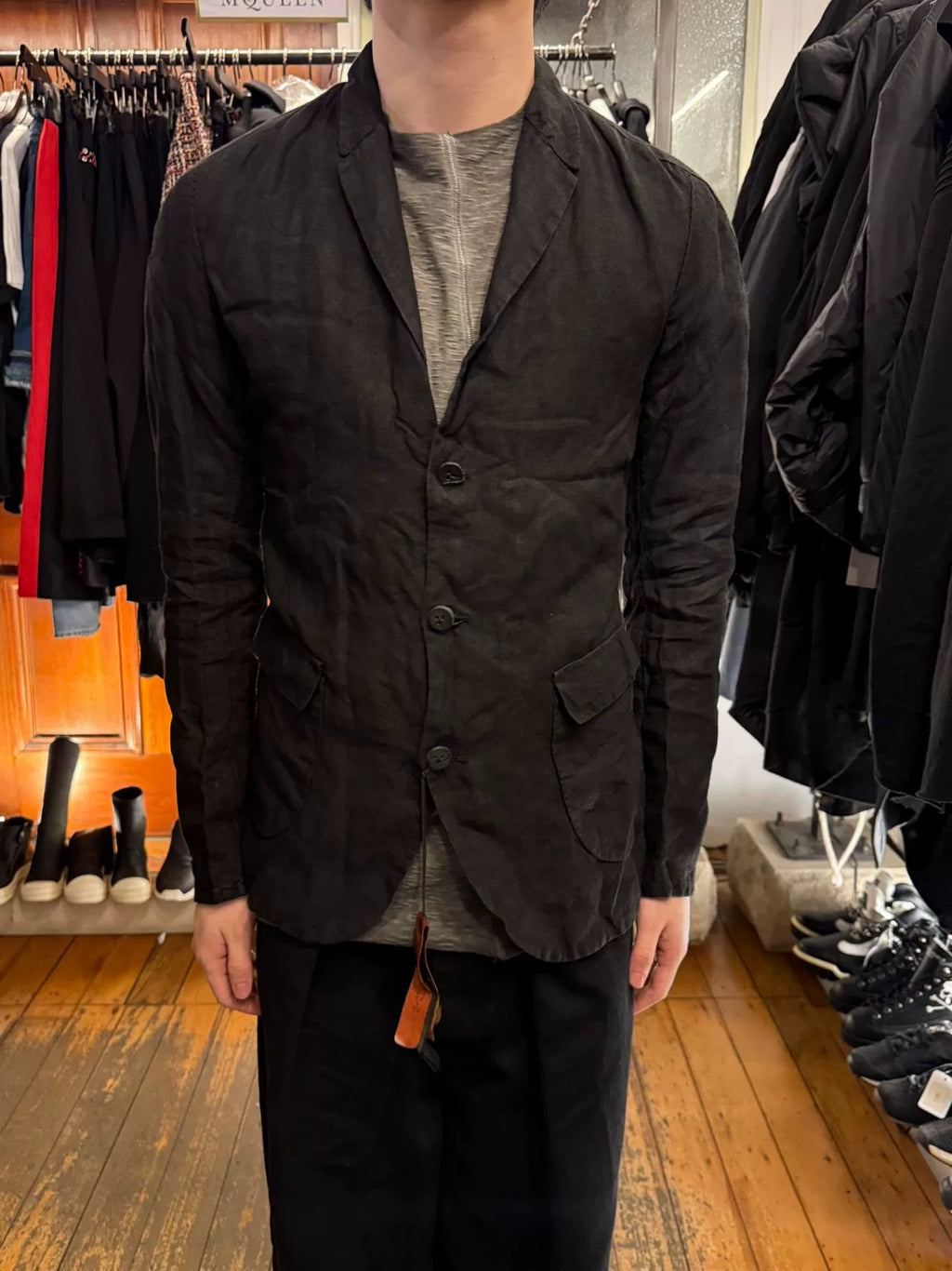 Layer-0 Black S-Cut Linen Blazer
