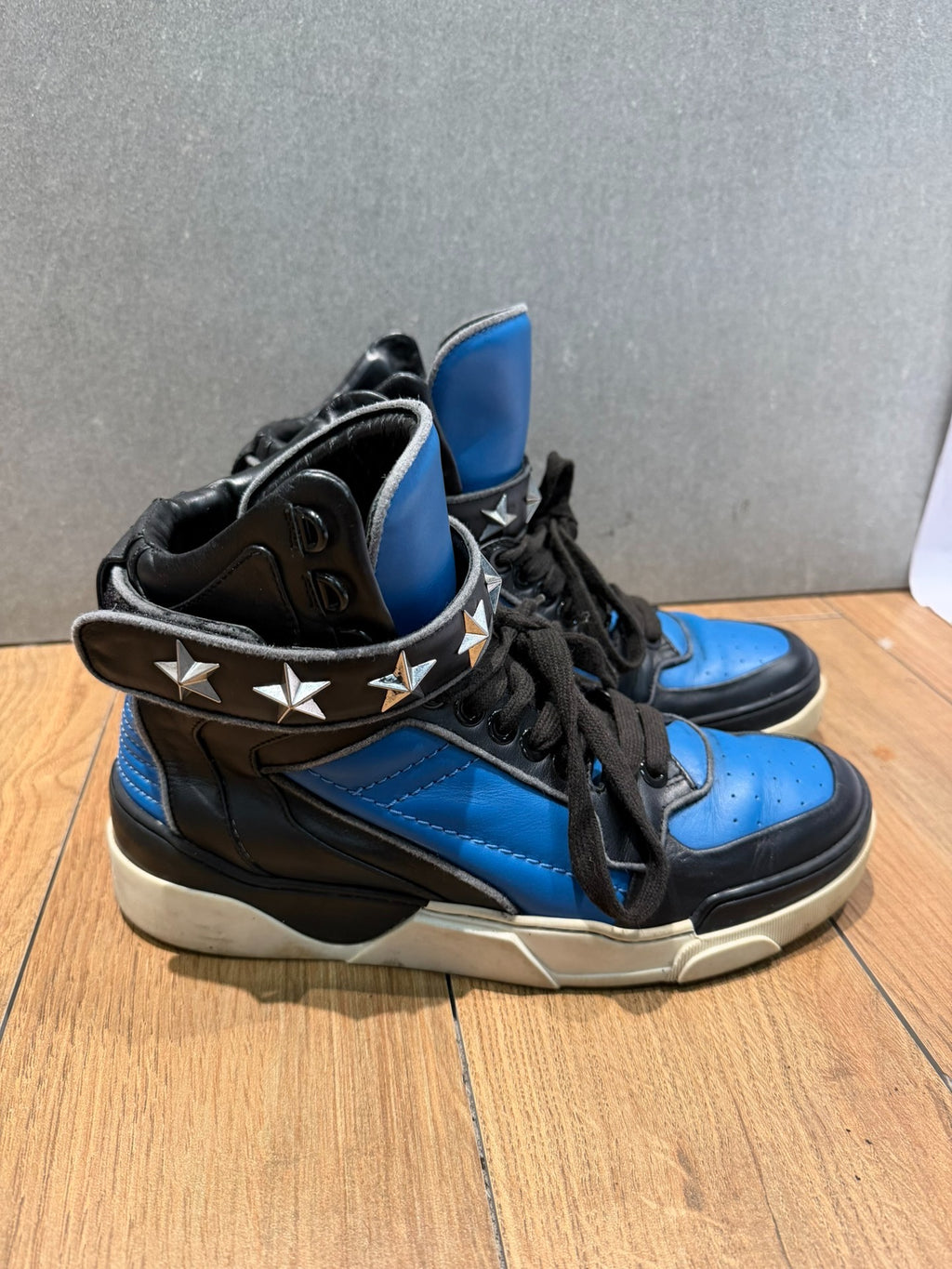 Givenchy Star Strap Tyson Blue White Leather Sneakers