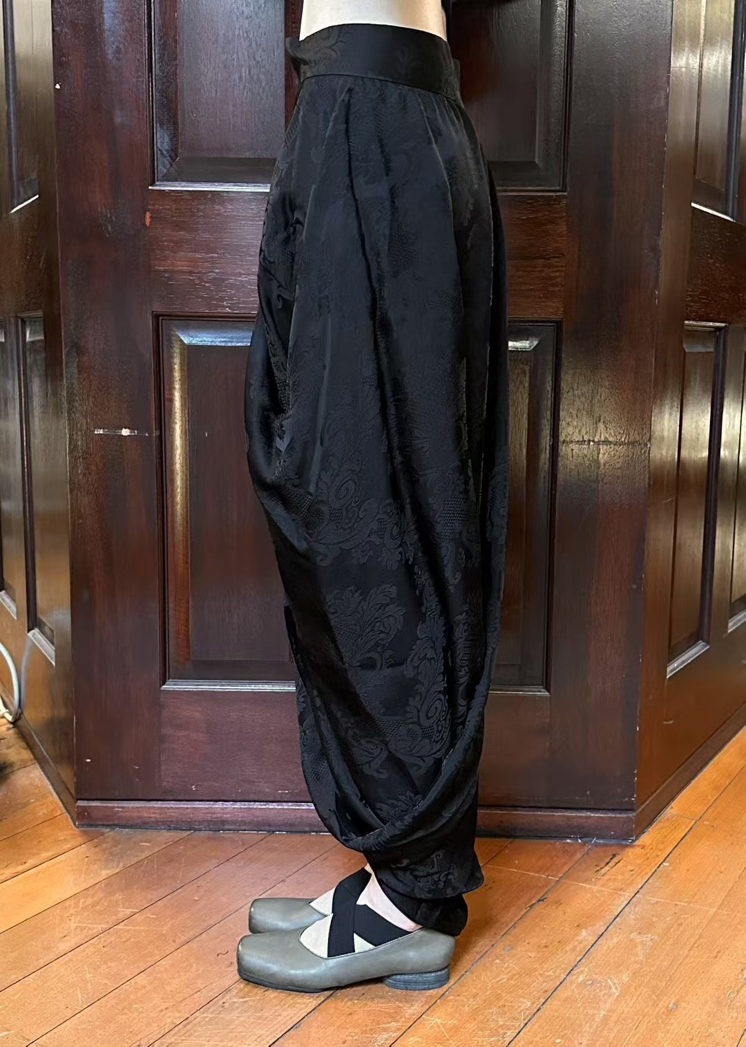 Uma Wang FW25 Black Main Gink Floral Jacquard Viscose Cupro Skirt