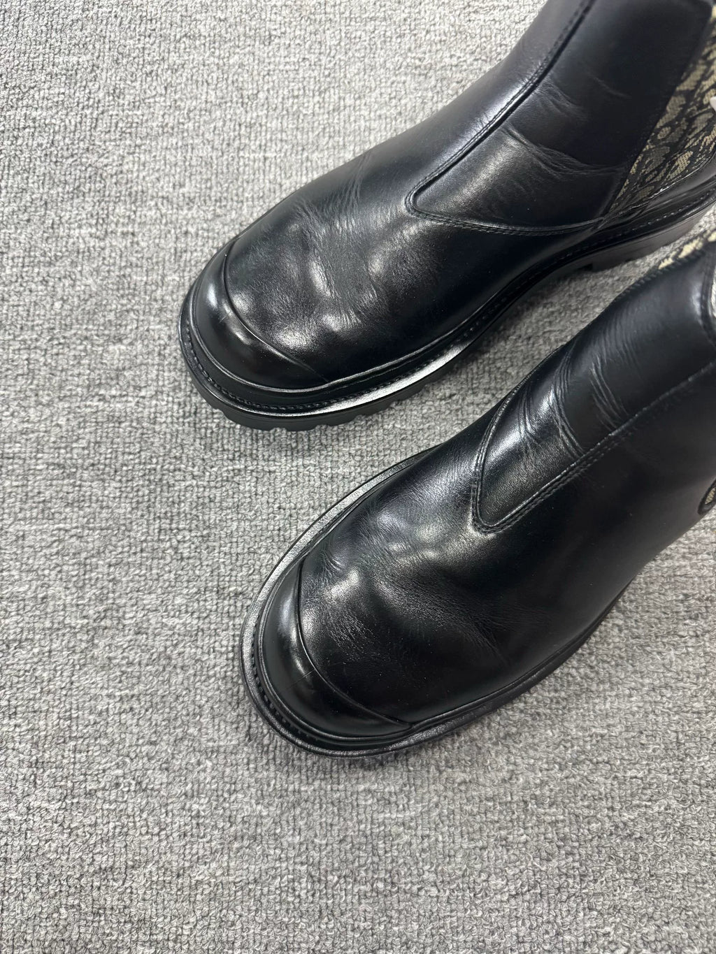 Dior Explorer Chelsea Boots