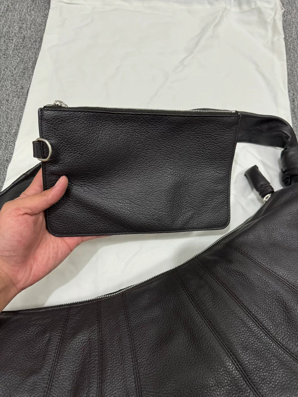 LEMAIRE Croissant Bag In Leather | Black