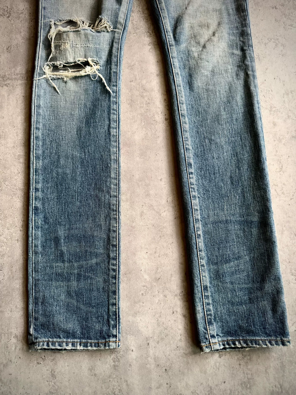 Saint Laurent 19SS D02 Blue Washed Distressed Denim Jeans