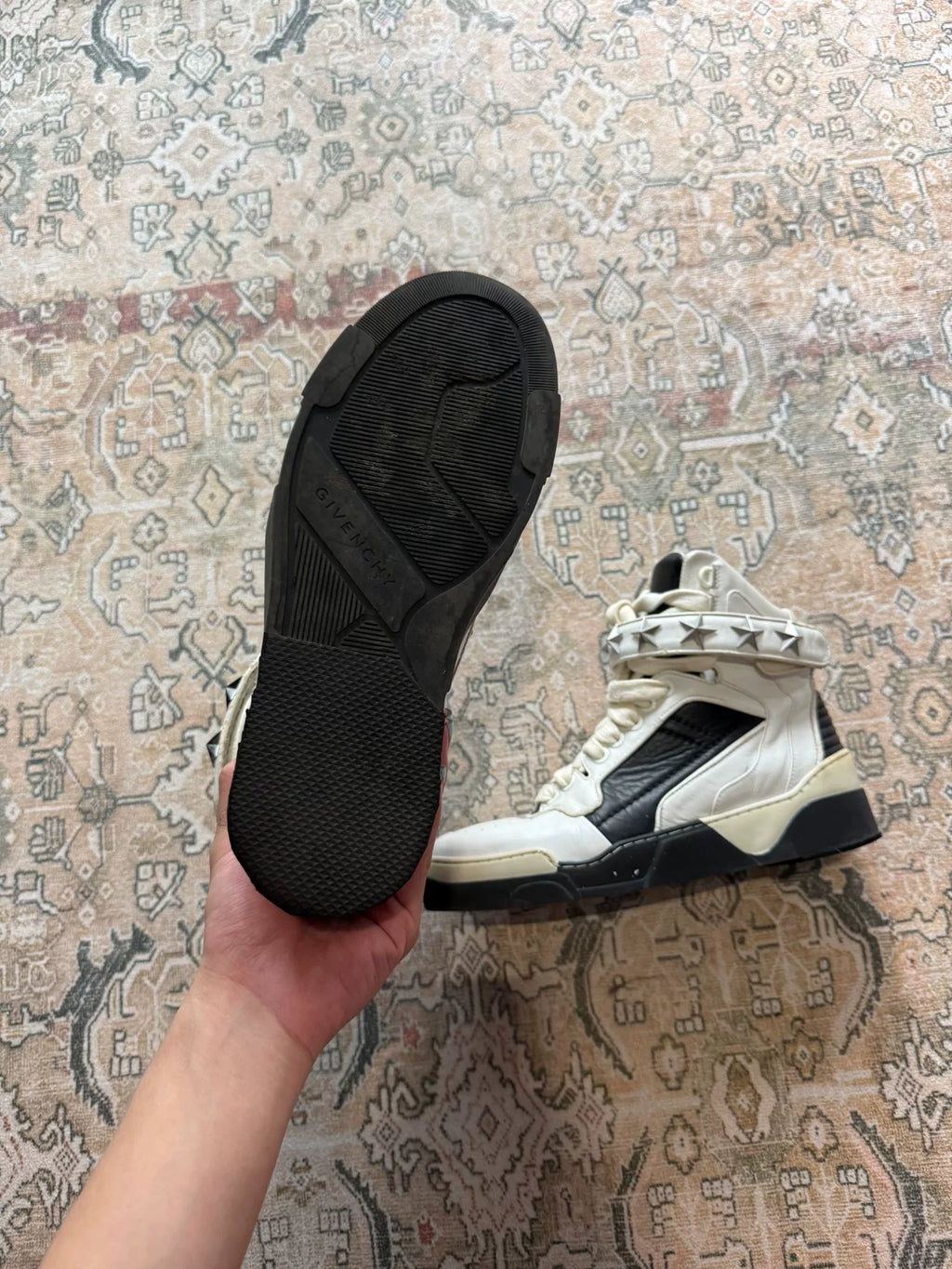 Givenchy Tyson Star High-Top Sneakers