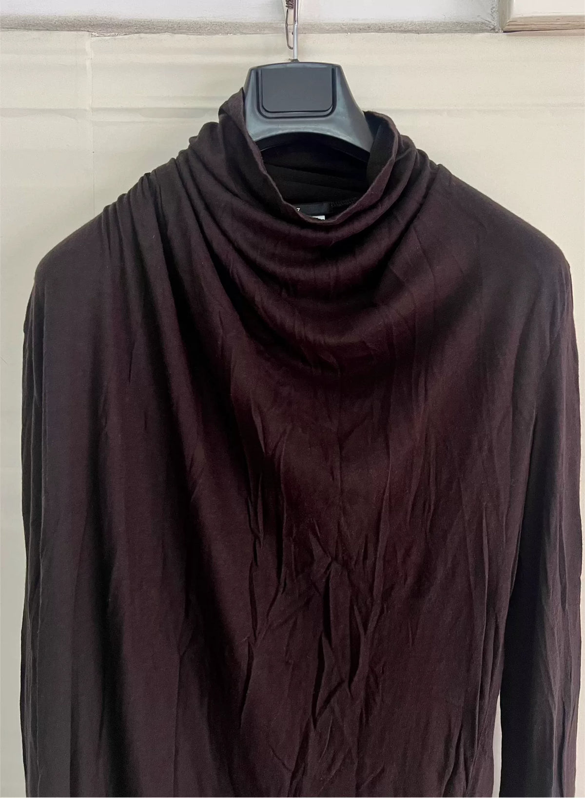 Julius_7 Drapey Turtleneck Base Layer Long-Sleeve T-Shirt